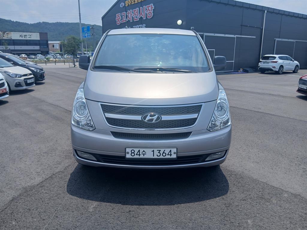 HYUNDAI Starex 2015 Plateado - Importación desde Corea - HF Imports Iquique - Foto 1