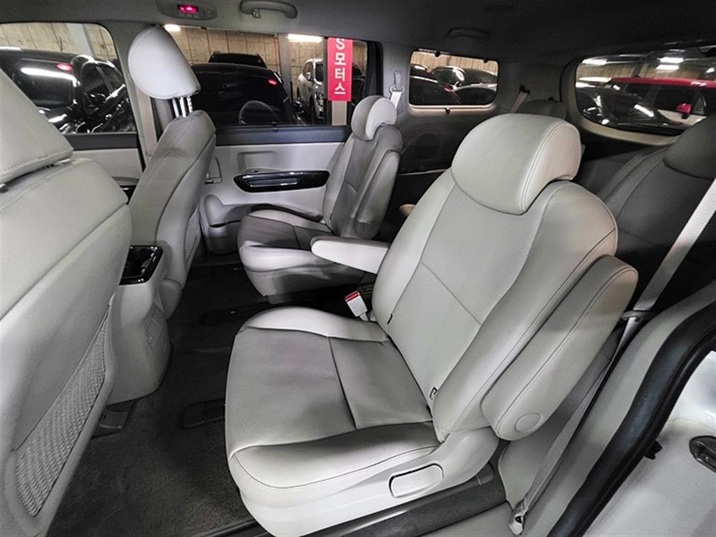 KIA Carnival 2018 Blanco - Importación desde Corea - HF Imports Iquique - Foto 15