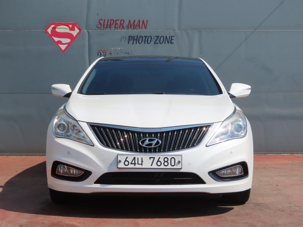 HYUNDAI Grandeur - Vista 2