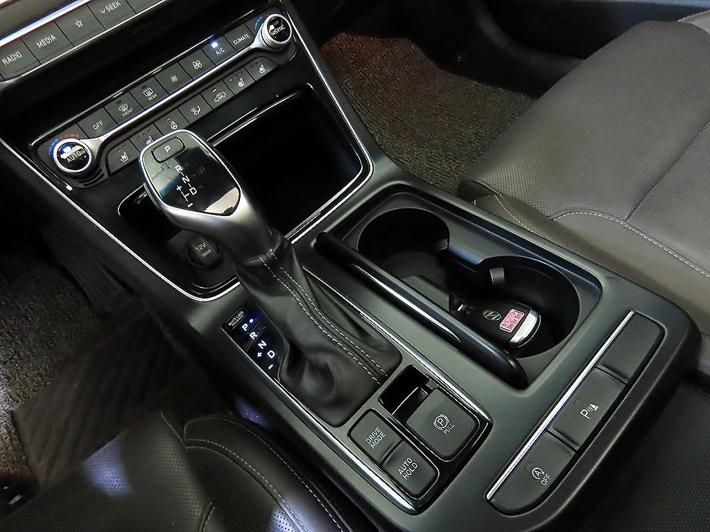 HYUNDAI Grandeur 2017 Blanco - Importación desde Corea - HF Imports Iquique - Foto 14