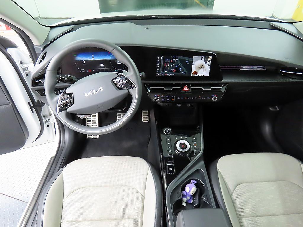 KIA Niro - Vista 9