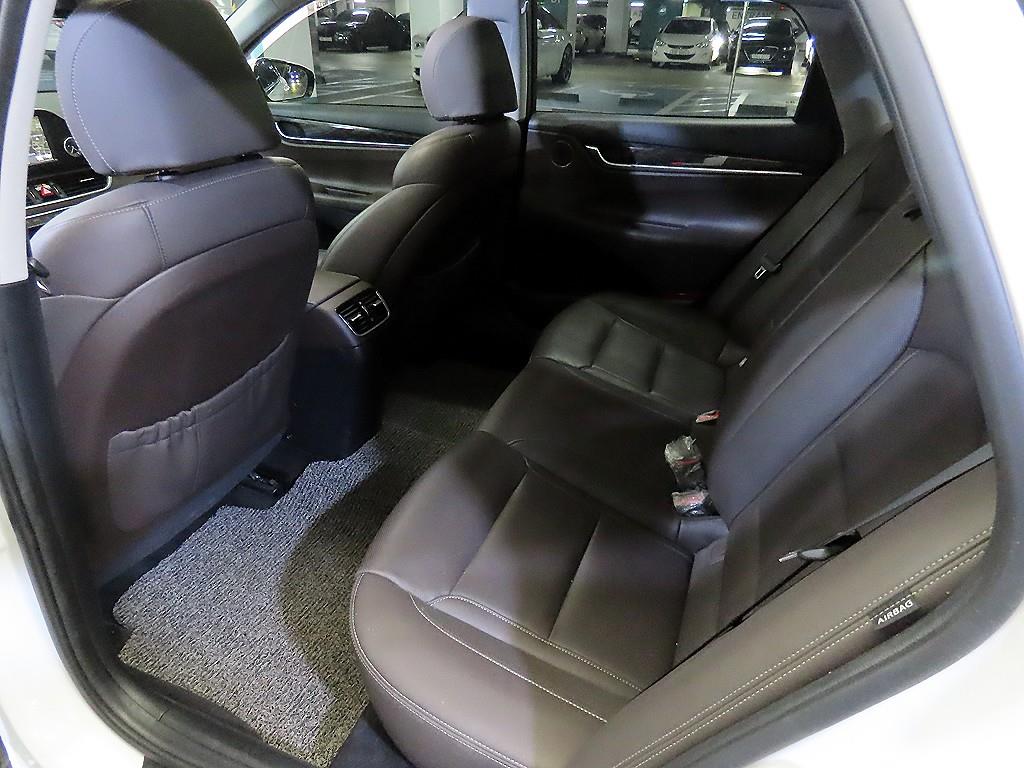HYUNDAI Grandeur - Vista 9