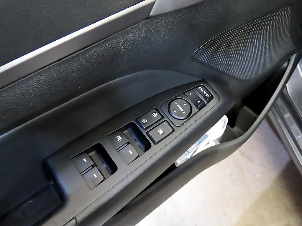 HYUNDAI Avante 2016 Gris - Importación desde Corea - HF Imports Iquique - Foto 20