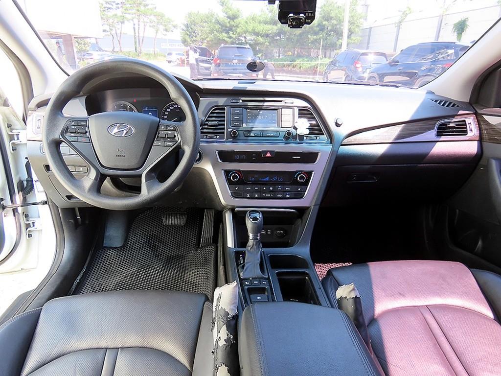 HYUNDAI Sonata - Vista 9