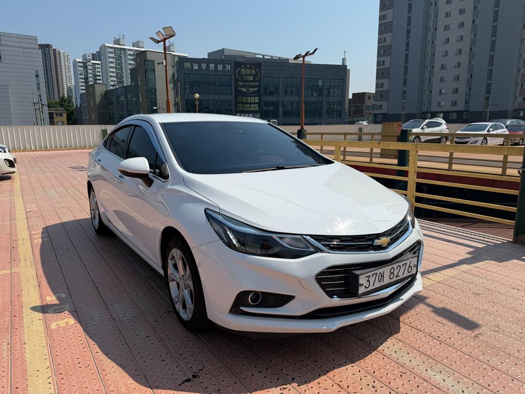 Chevrolet Cruise 2017 Blanco - Importación desde Corea - HF Imports Iquique - Foto 1