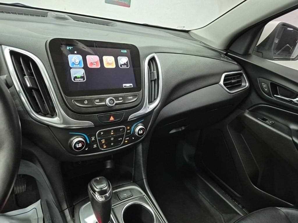 Chevrolet Equinox - Vista 12