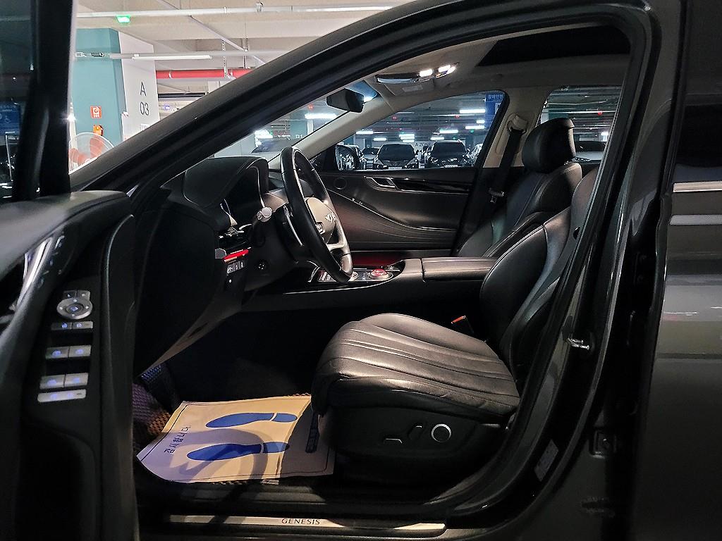Genesis G80 - Vista 9