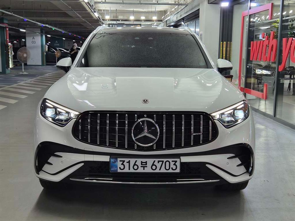 Mercedes Benz GLC Class - Vista 2