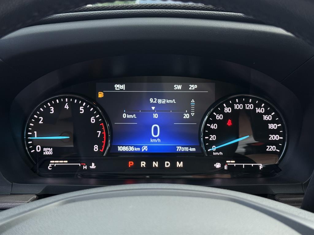 Ford Explorer - Vista 9