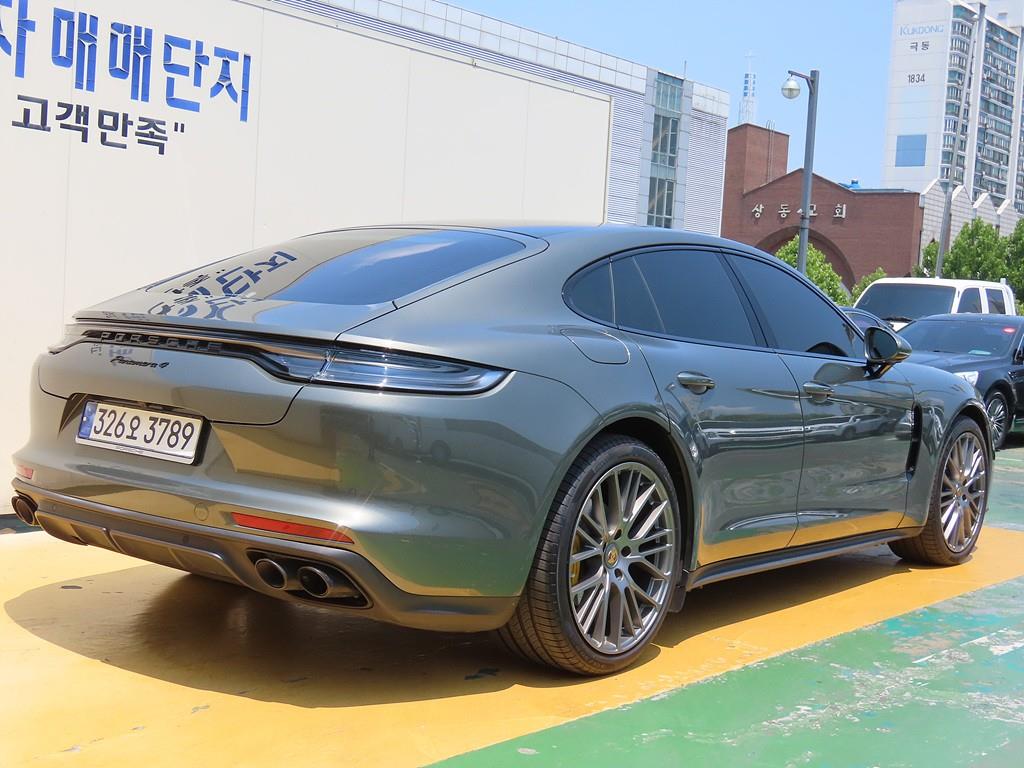 Porsche Panamera - Vista 3