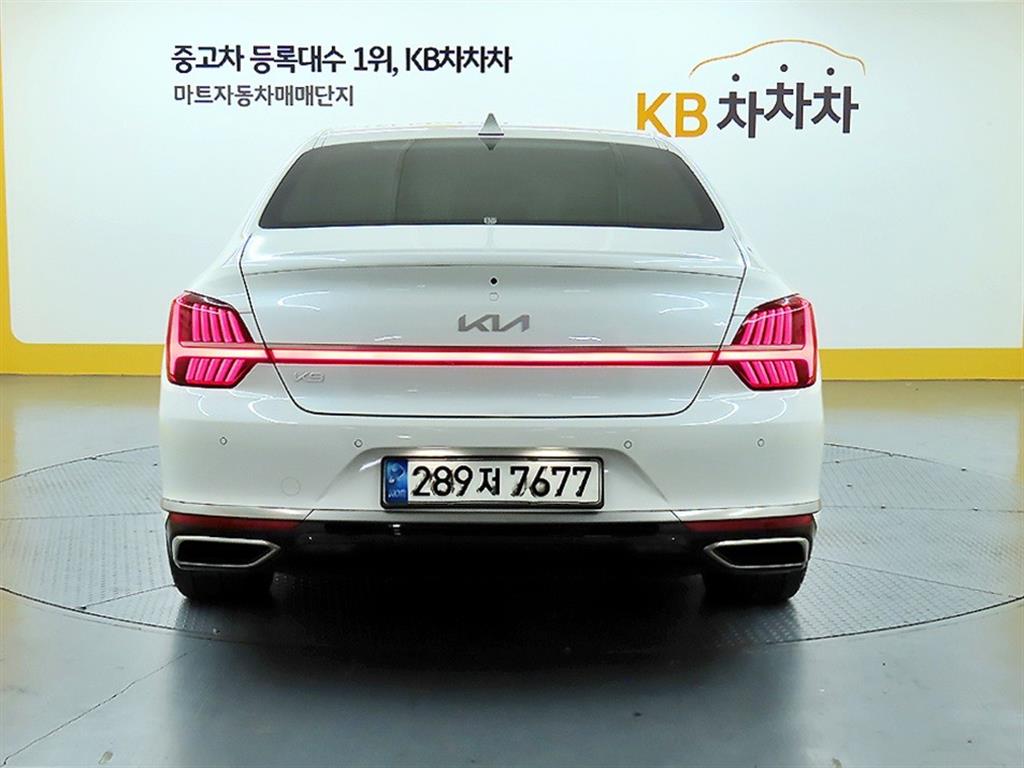 KIA K9 - Vista 3