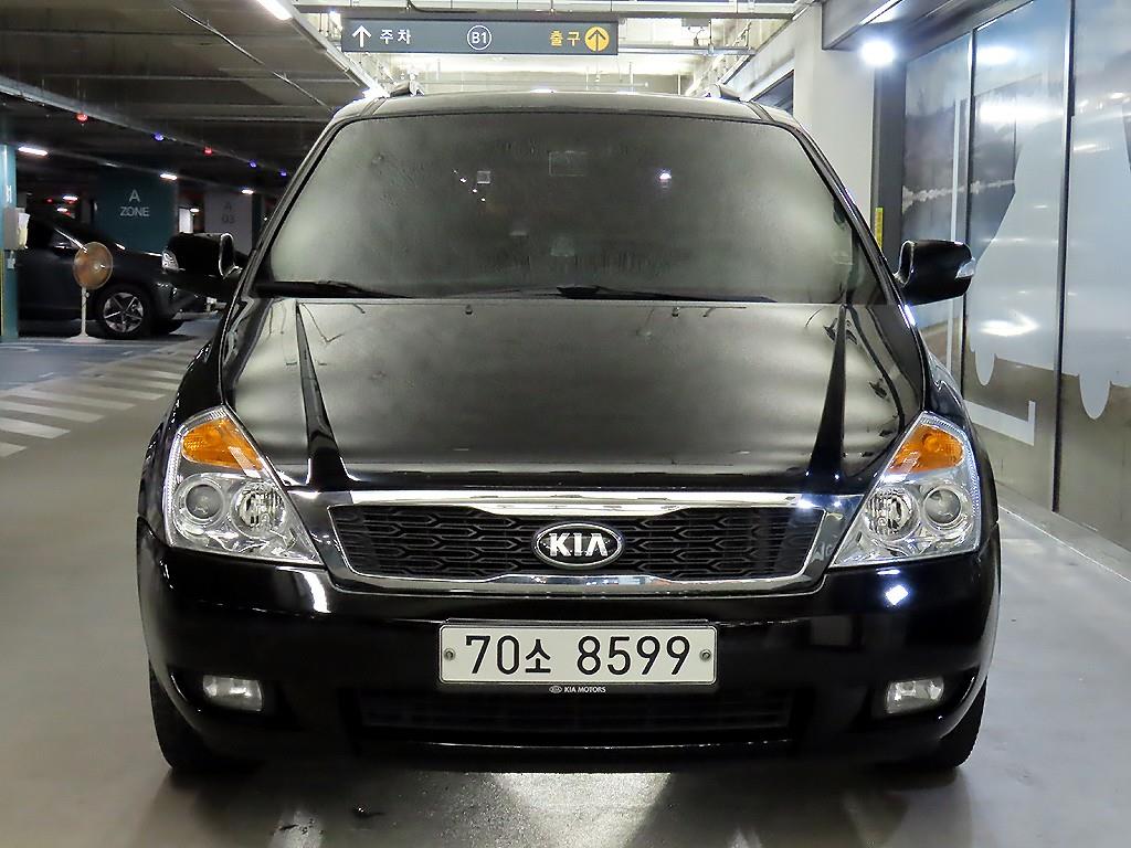 KIA Carnival - Vista 2