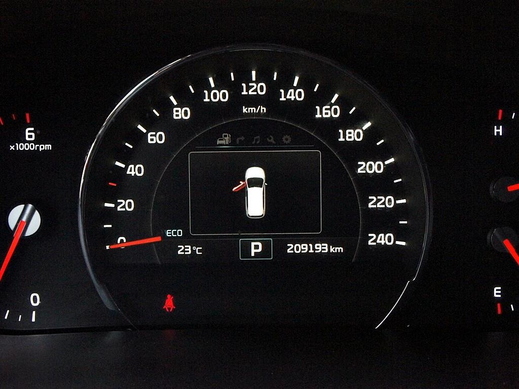 KIA Sorento - Vista 11