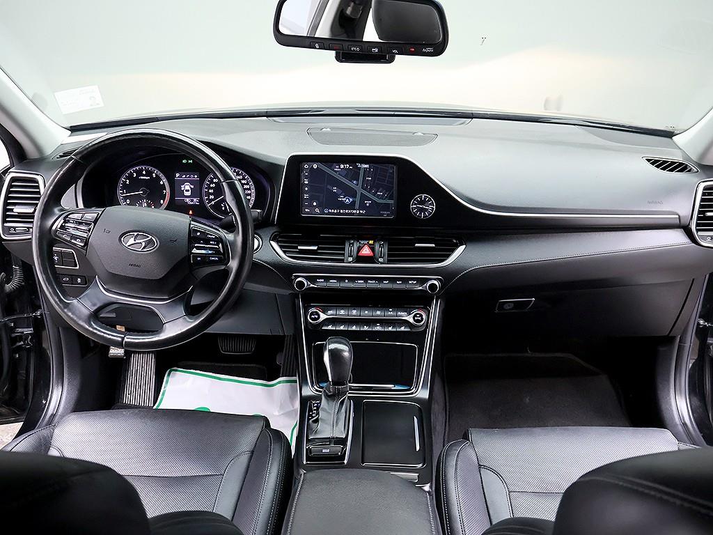 HYUNDAI Grandeur - Vista 7