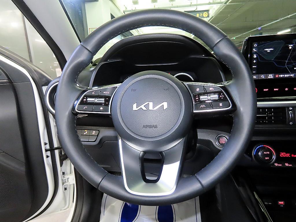 KIA K3 - Vista 10