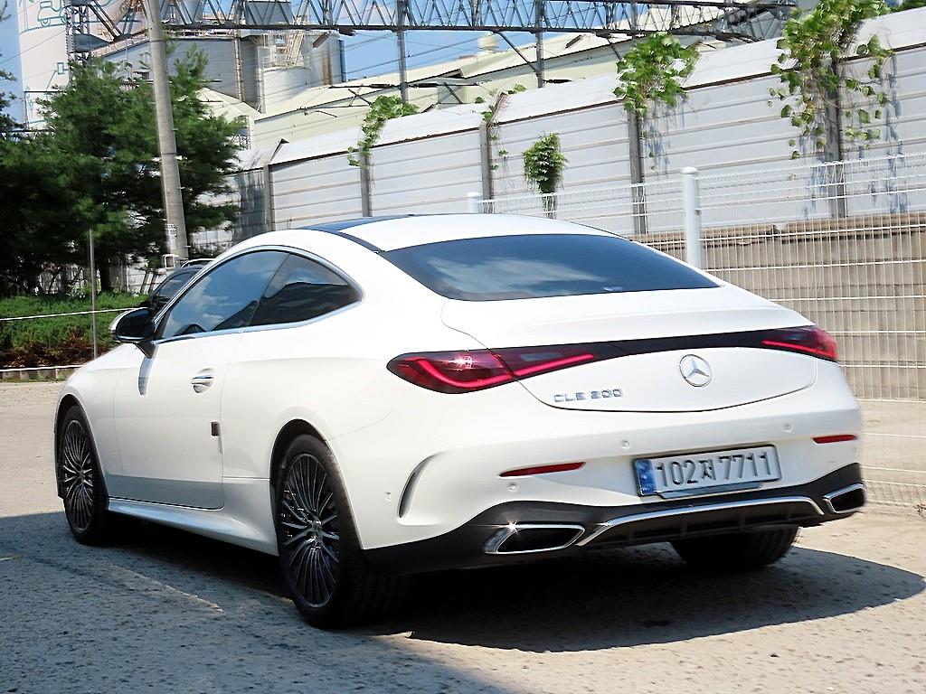 Mercedes Benz CLE Class - Vista 3
