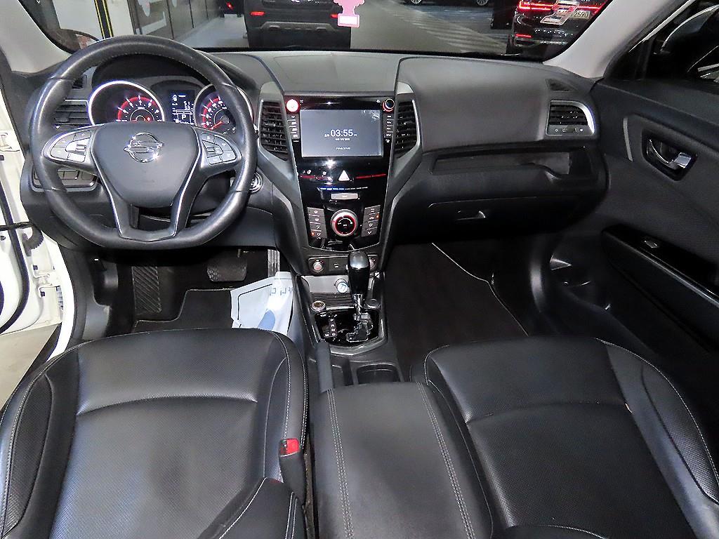 Ssangyong Tivoli - Vista 12