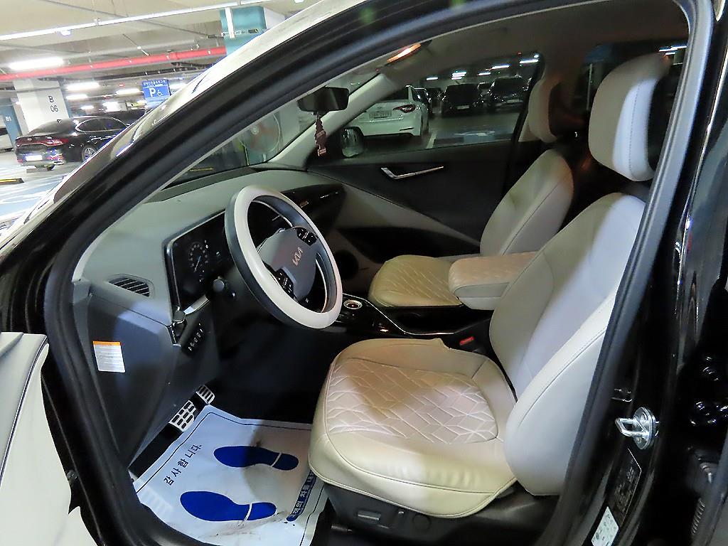 KIA Niro - Vista 8