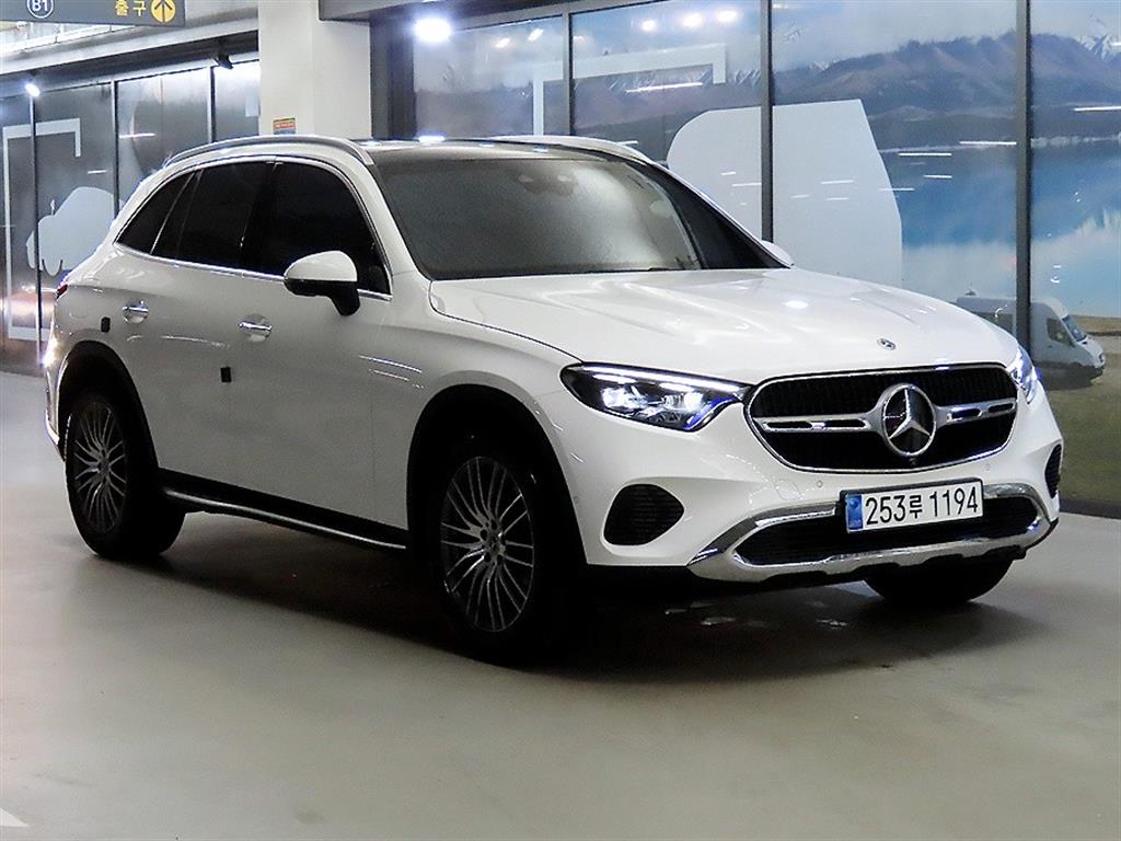 Mercedes Benz GLC Class 2024 Blanco - Importación desde Corea - HF Imports Iquique - Foto 1