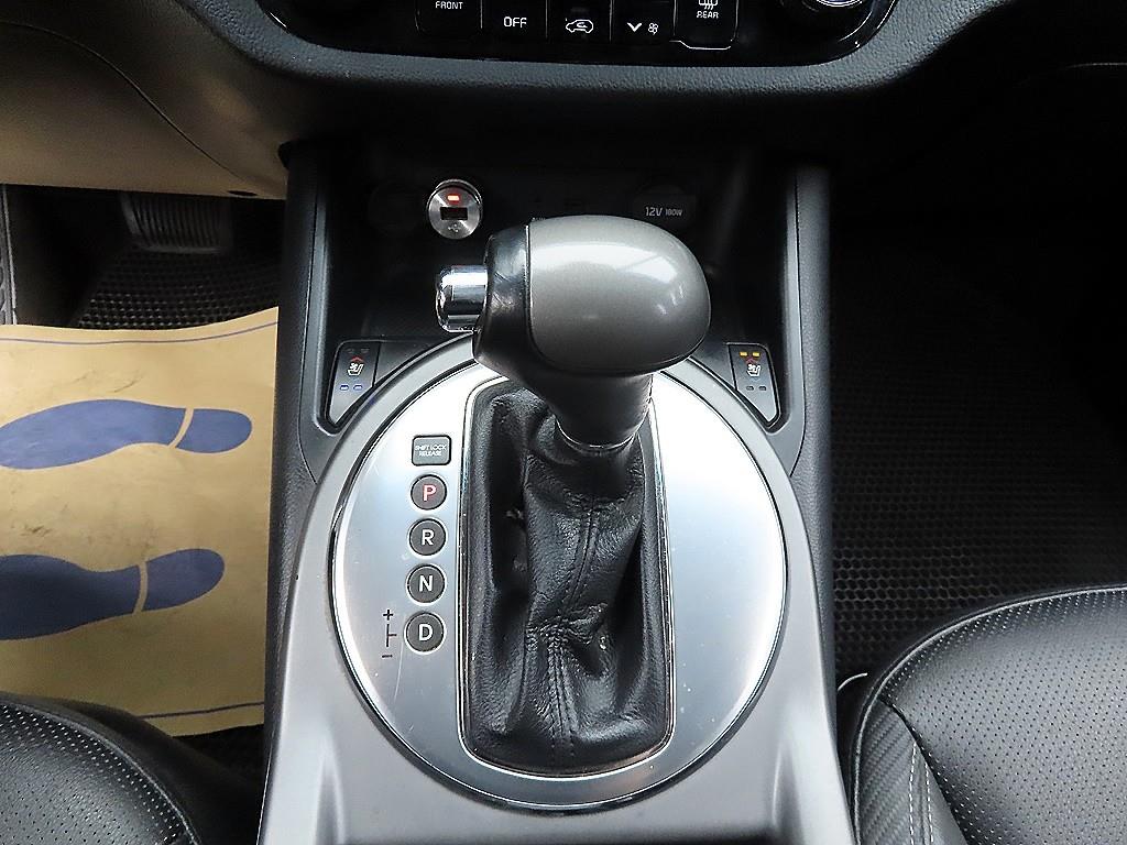 KIA Sportage - Vista 12