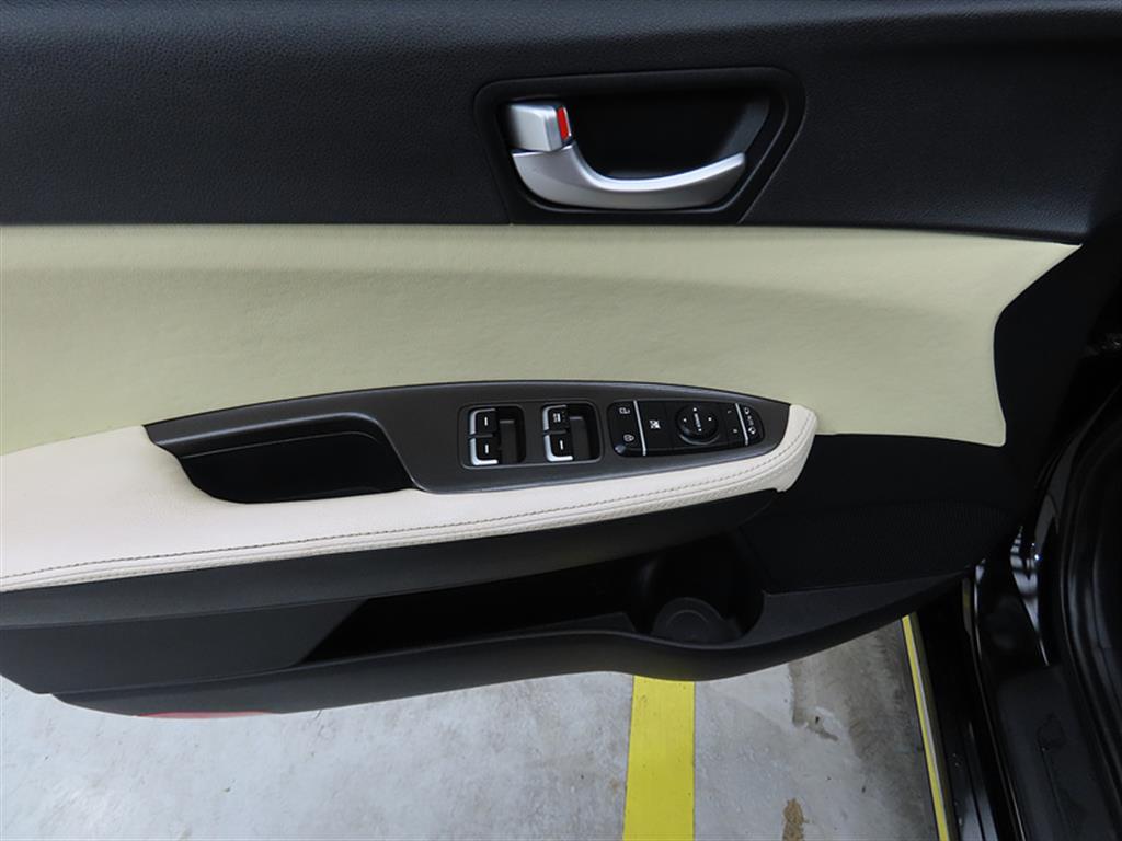 KIA K5 2016 Negro - Importación desde Corea - HF Imports Iquique - Foto 15