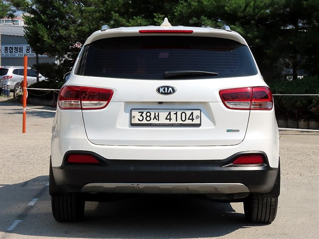KIA Sorento - Vista 6