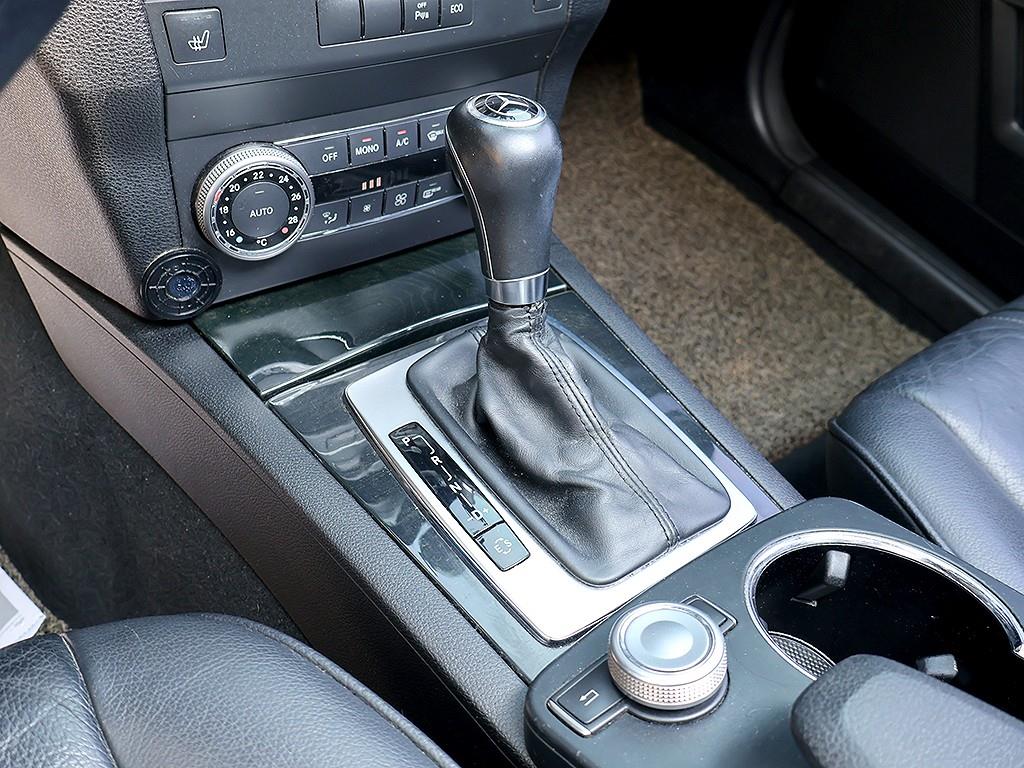 Mercedes Benz GLK Class - Vista 9