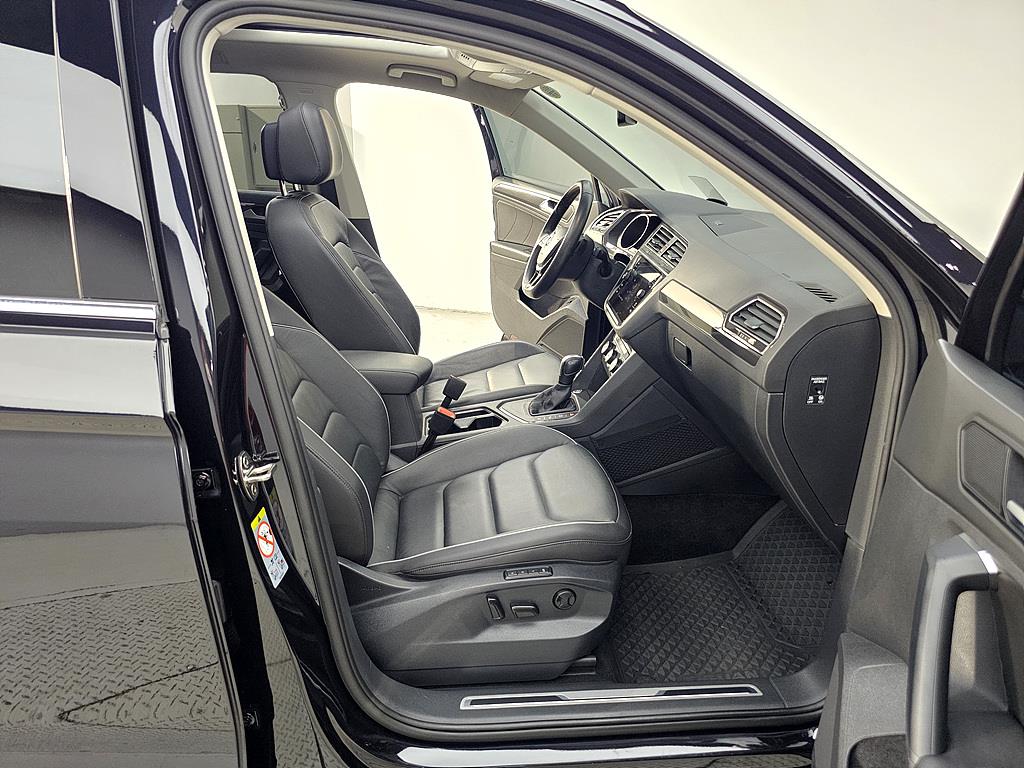 Volkswagen Tiguan 2019 Negro - Importación desde Corea - HF Imports Iquique - Foto 13