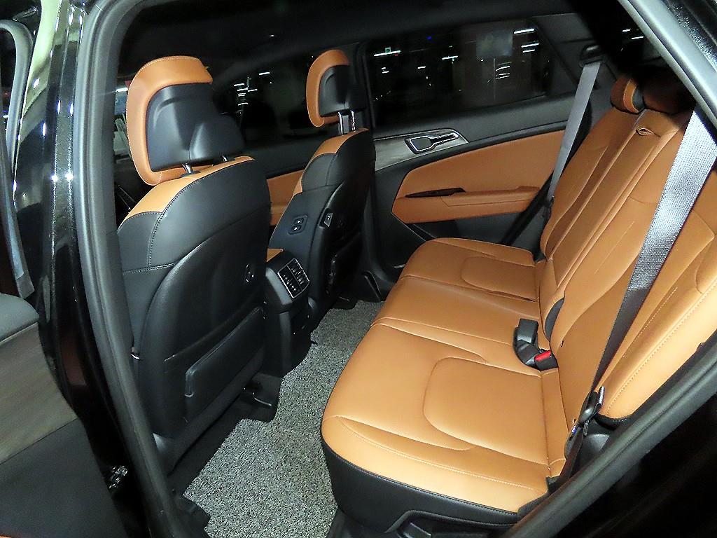 KIA Sportage - Vista 9