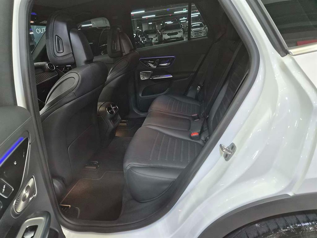 Mercedes Benz GLC Class - Vista 9