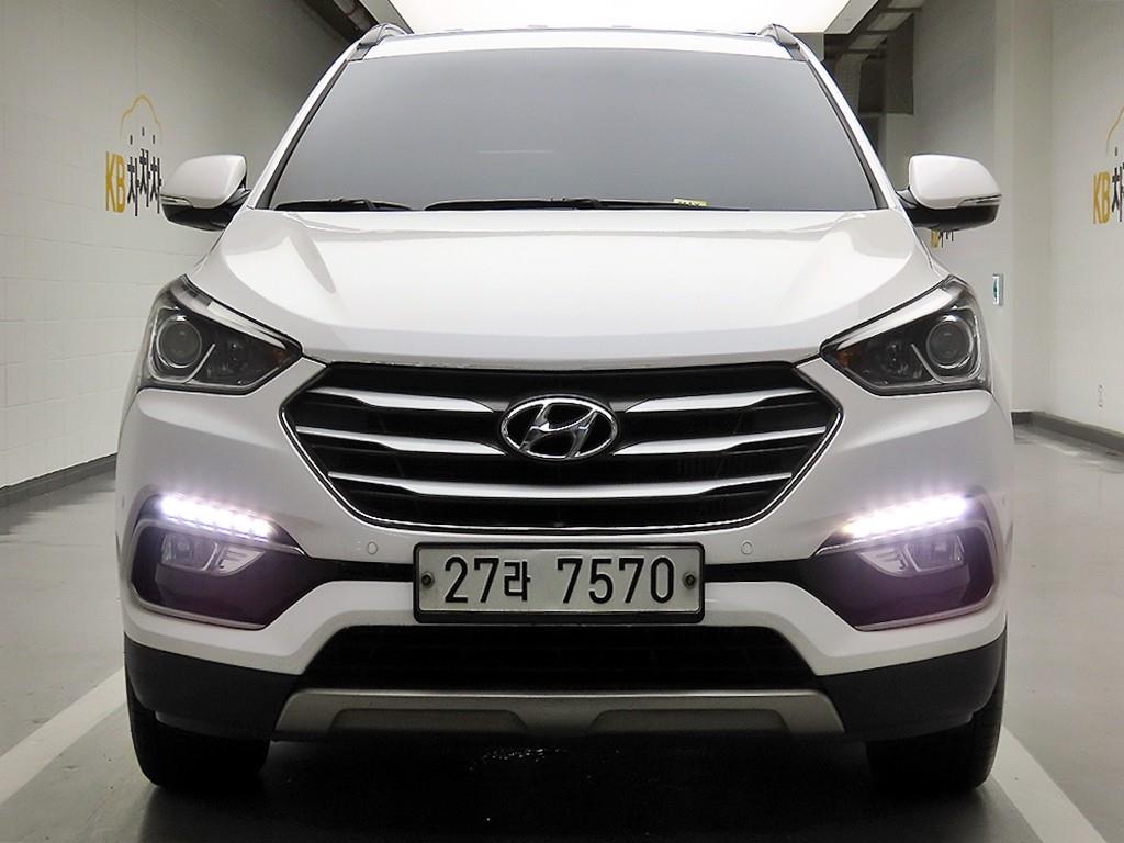 HYUNDAI Santa Fe 2017 Blanco - Importación desde Corea - HF Imports Iquique - Foto 1