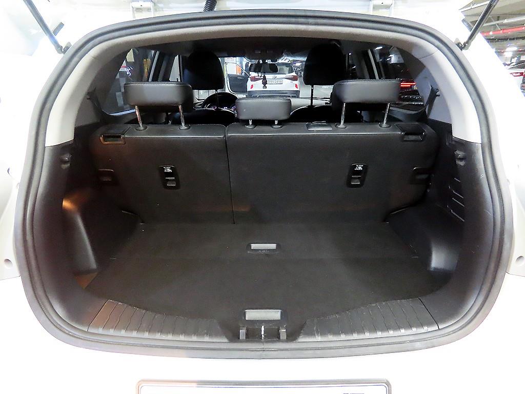 Ssangyong Tivoli 2018 Blanco - Importación desde Corea - HF Imports Iquique - Foto 19