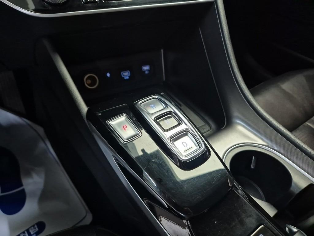 HYUNDAI Sonata - Vista 10