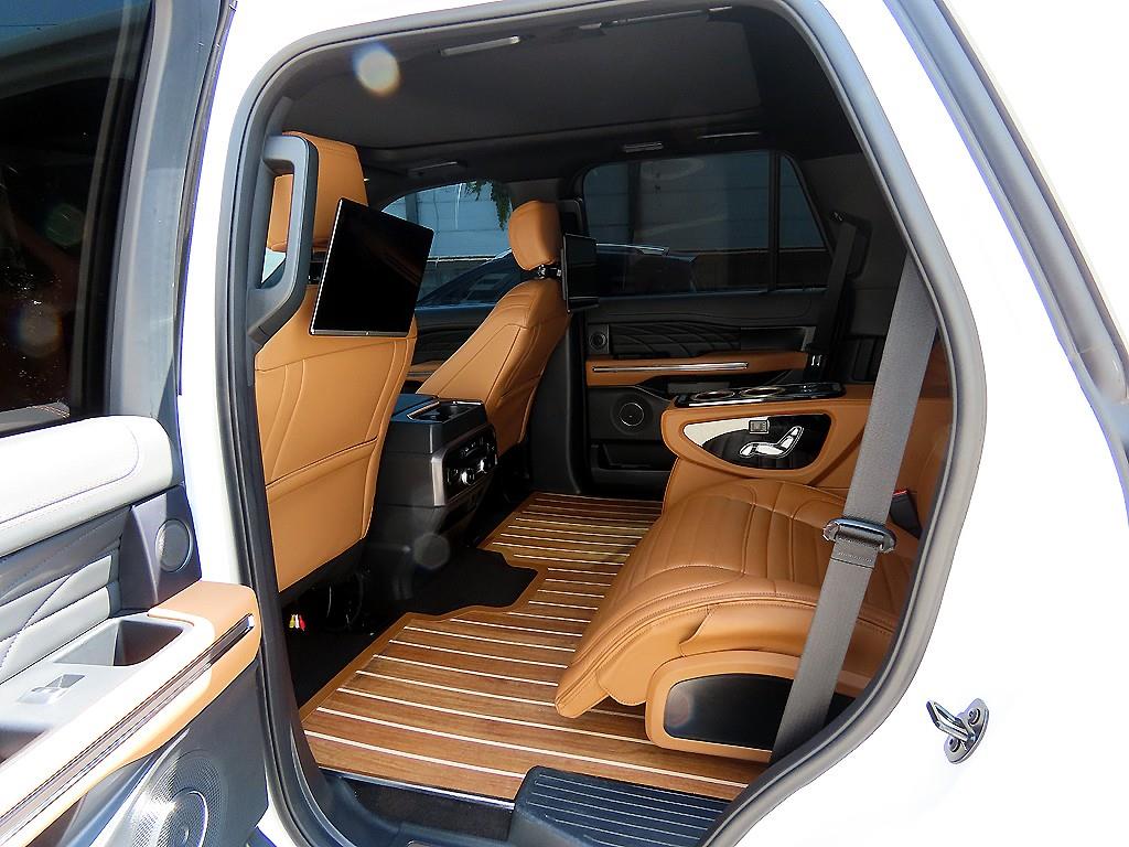 Ford Expedition - Vista 8