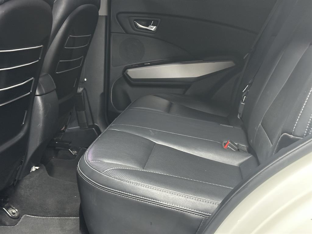 Ssangyong Tivoli - Vista 9