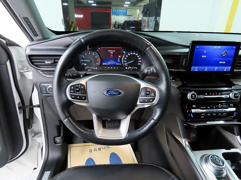 Ford Explorer - Vista 11