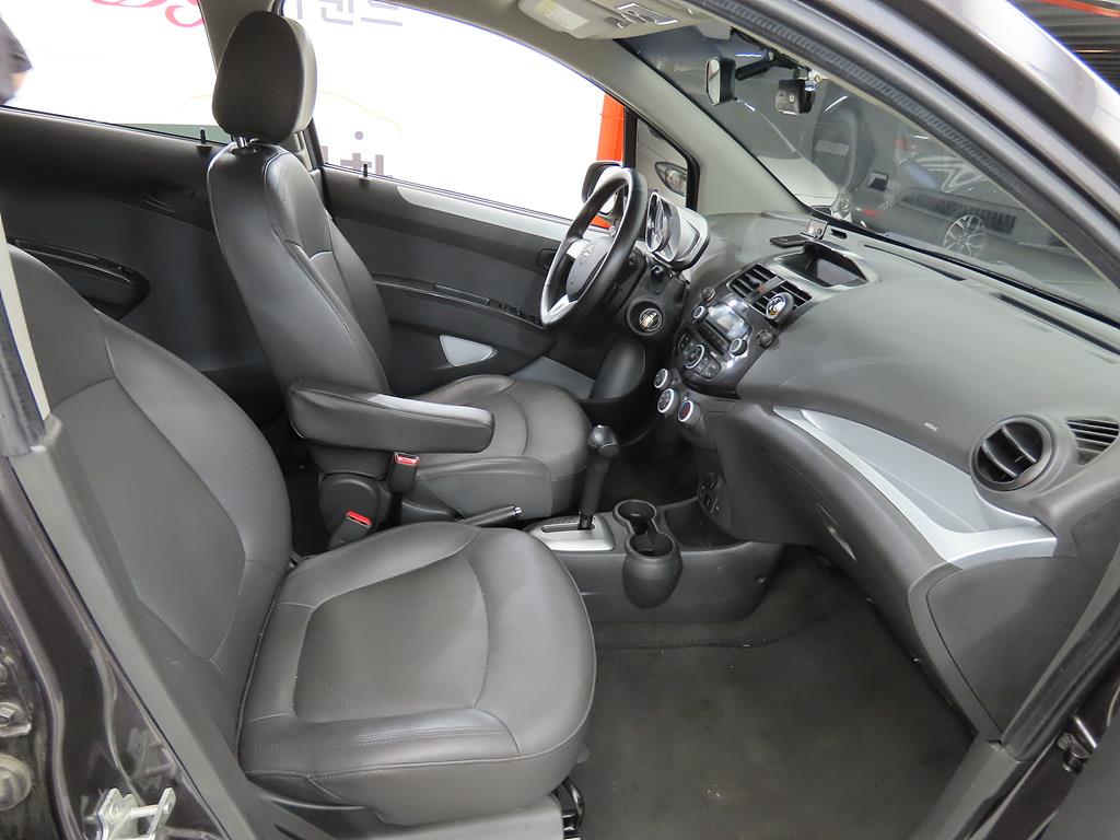 Chevrolet Spark - Vista 8