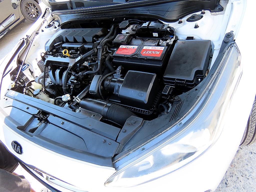 KIA K3 2018 Blanco - Importación desde Corea - HF Imports Iquique - Foto 19