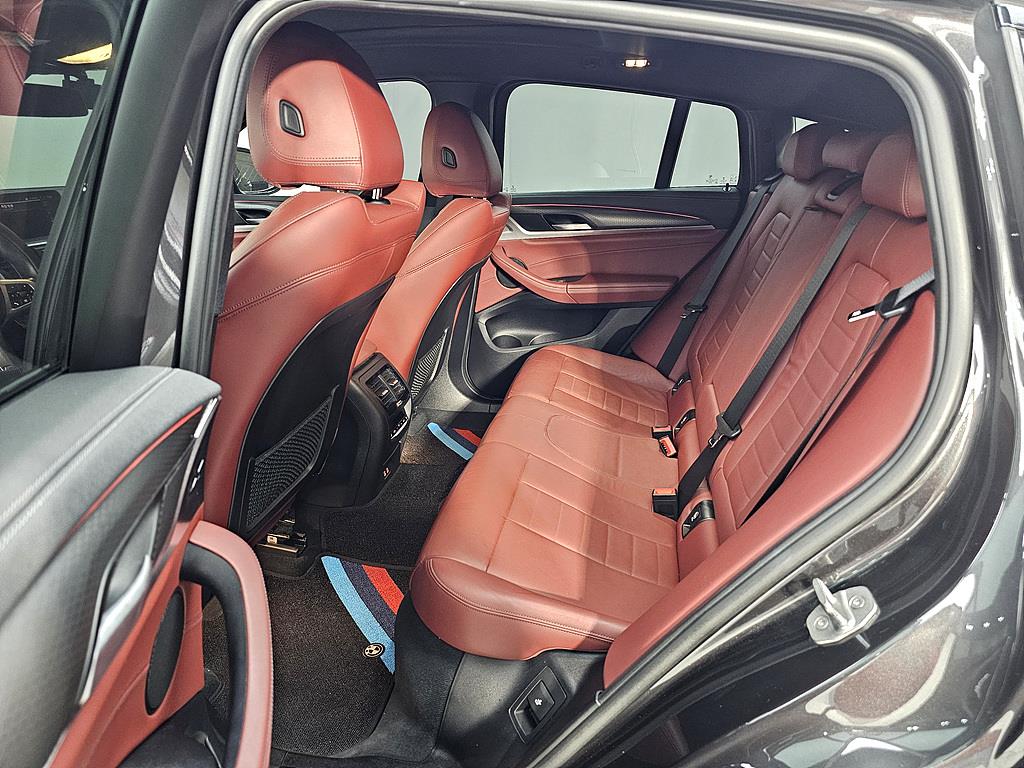BMW X4 - Vista 11