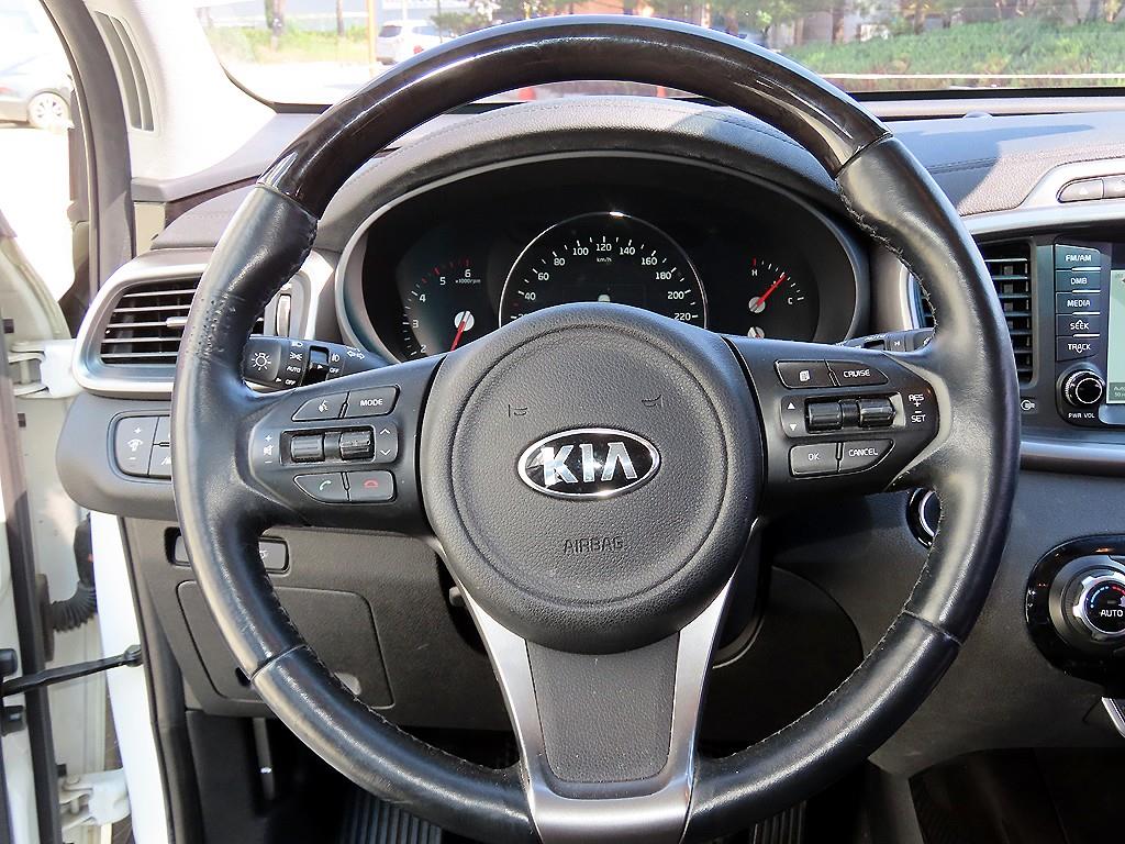 KIA Sorento - Vista 10