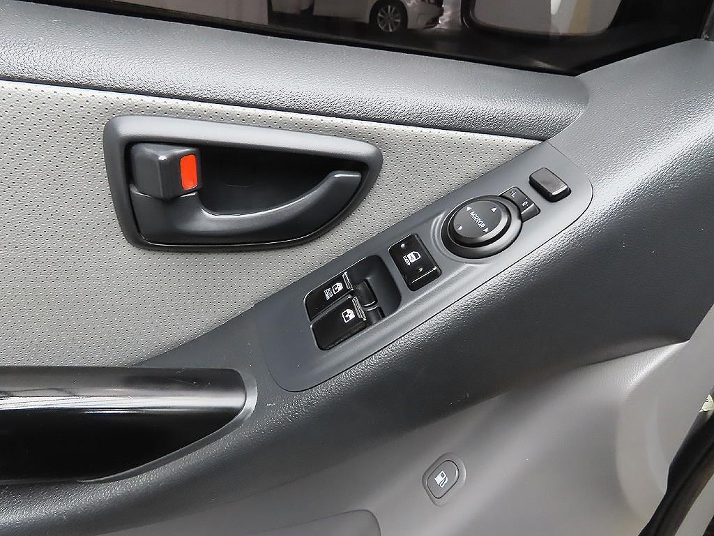 HYUNDAI Starex 2016 Gris - Importación desde Corea - HF Imports Iquique - Foto 13