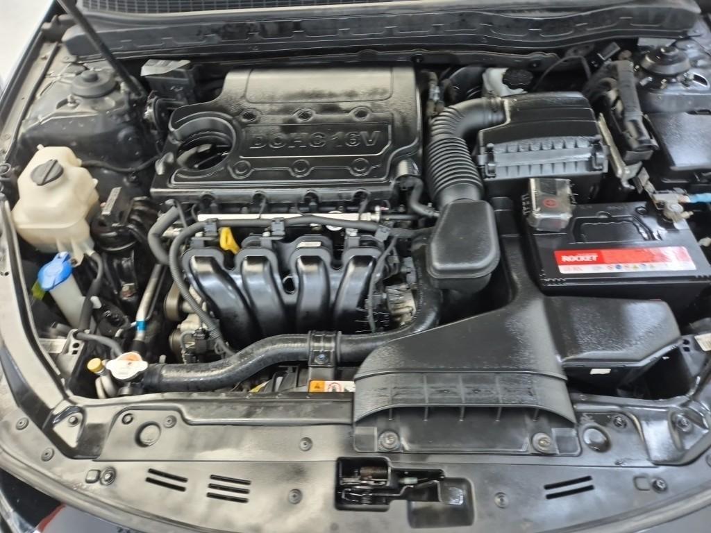 KIA K5 - Vista 7