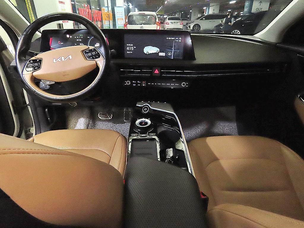 KIA EV6 - Vista 12