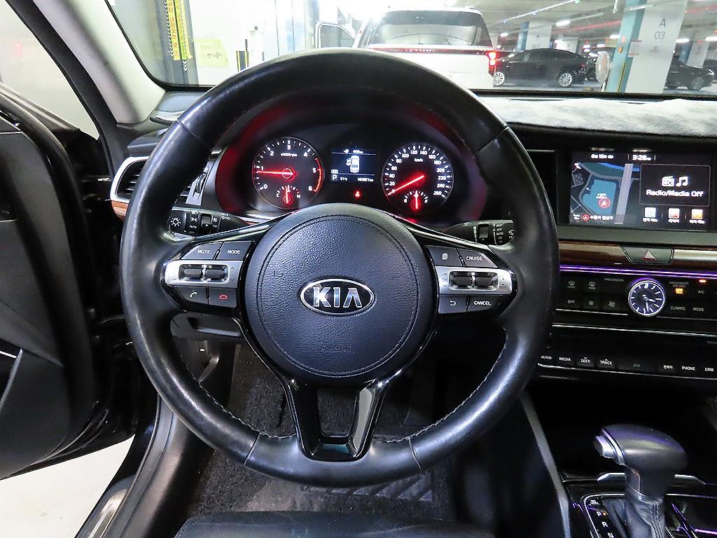 KIA K7 - Vista 10