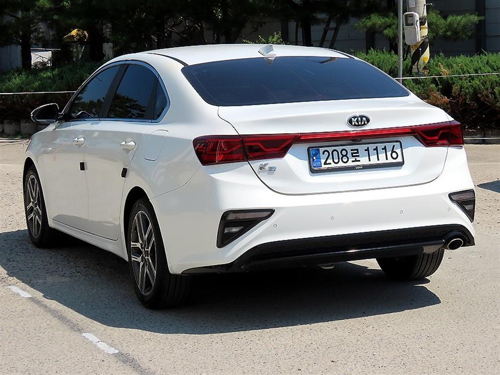 KIA K3 - Vista 3