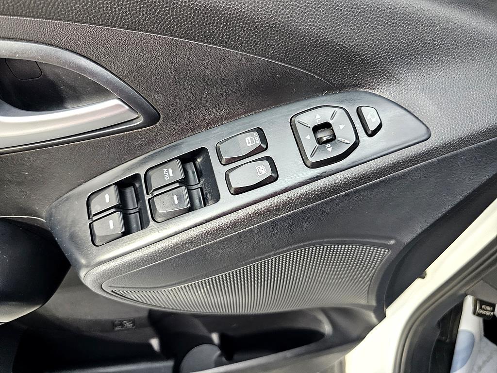 HYUNDAI Tucson 2013 Blanco - Importación desde Corea - HF Imports Iquique - Foto 15