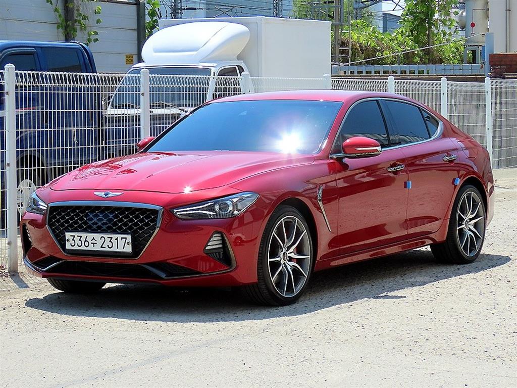 Genesis G70 - Vista 2
