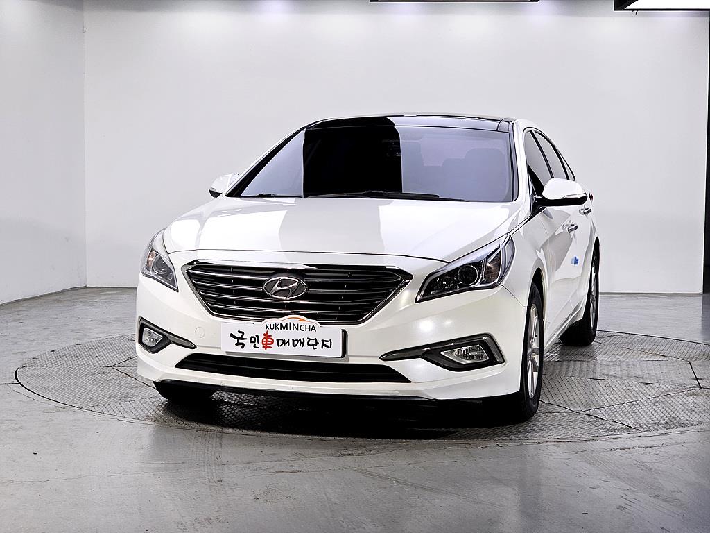 HYUNDAI Sonata - Vista 2