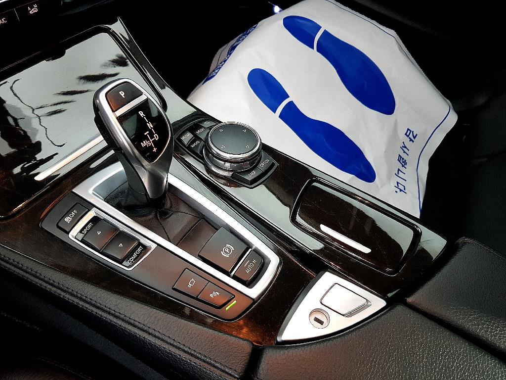 BMW 5 Series 2016 Blanco - Importación desde Corea - HF Imports Iquique - Foto 14