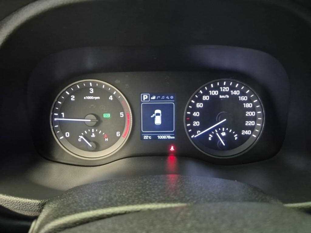 HYUNDAI Tucson - Vista 8